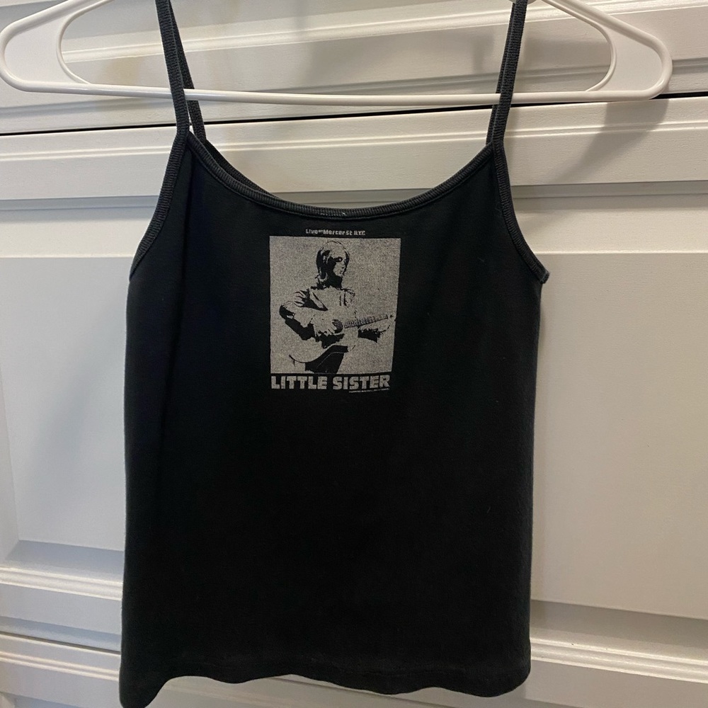 BRANDY MELVILLE LITTLE SISTER TEE